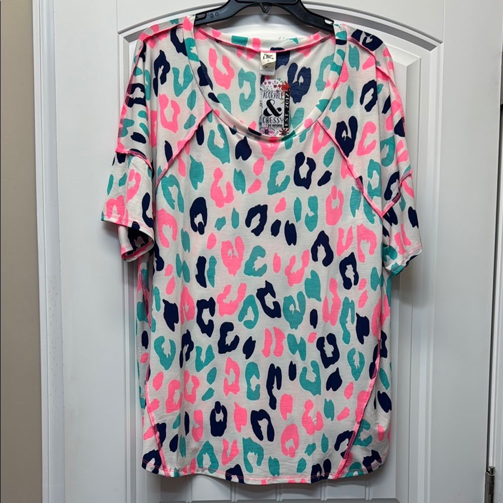 Sew in Love Leopard Print Women's Top size XL NWT